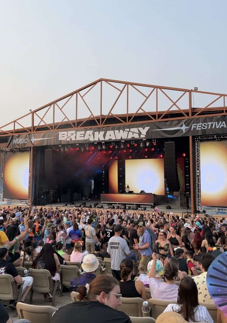 Crewfare Blog: Breakaway Music Festival Takes Over Kansas City’s Azura Amphitheater