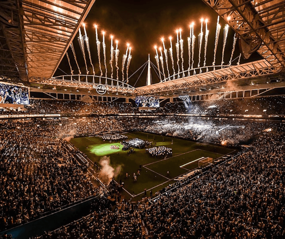 Where to Stay Near Hard Rock Stadium: Top Hotels for Concerts, Games & Events