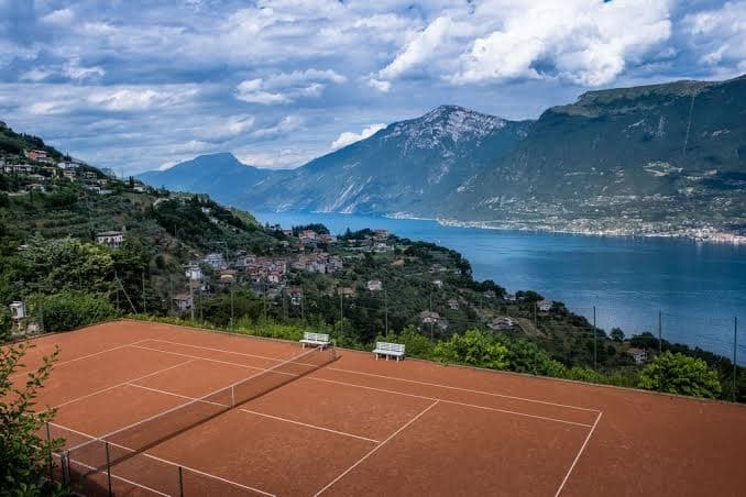 7 Tennis Courts Worth Traveling the World For 🎾