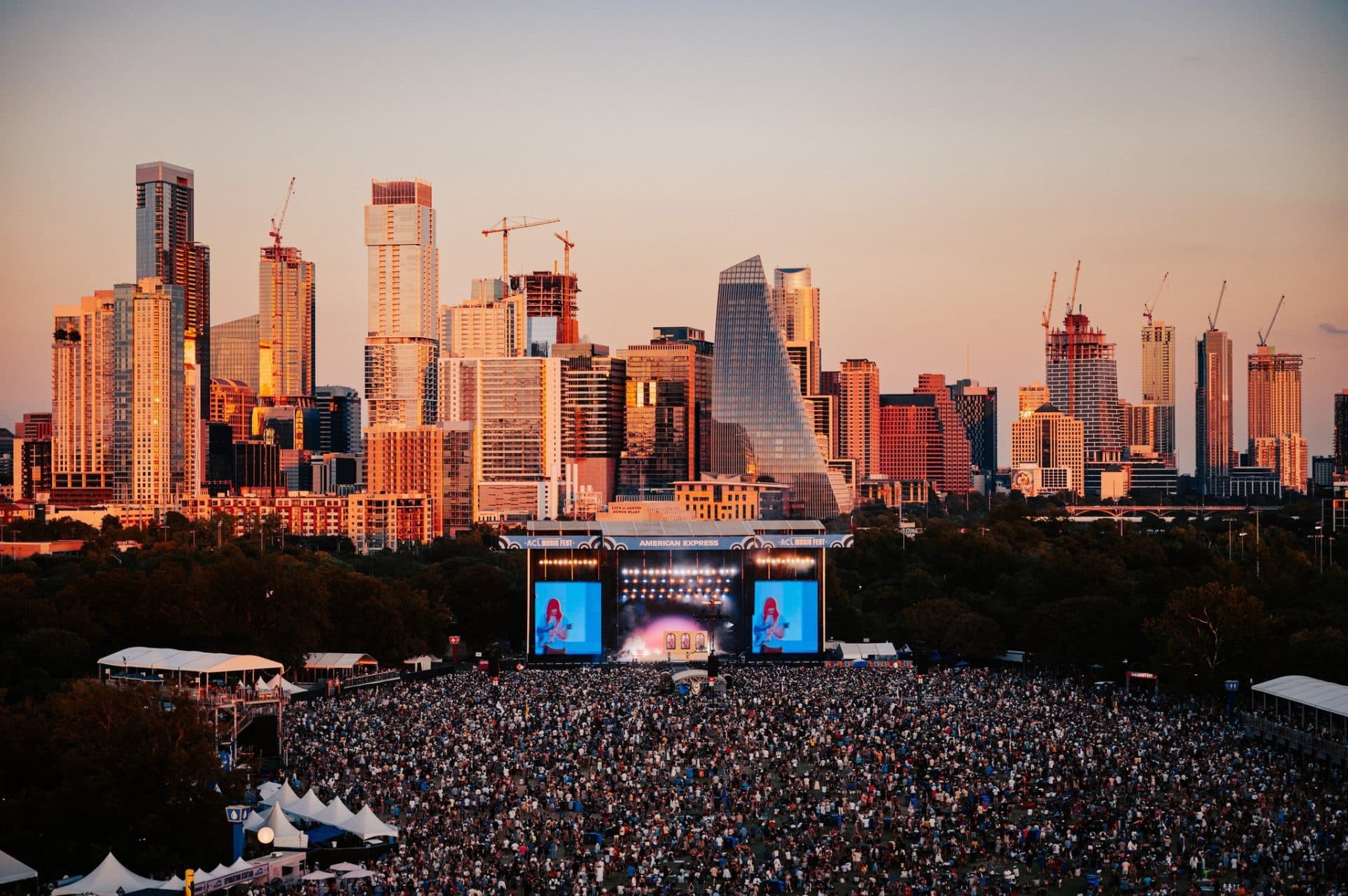 ACL 2026: Best Places to Stay & Places to Eat Around Zilker Park