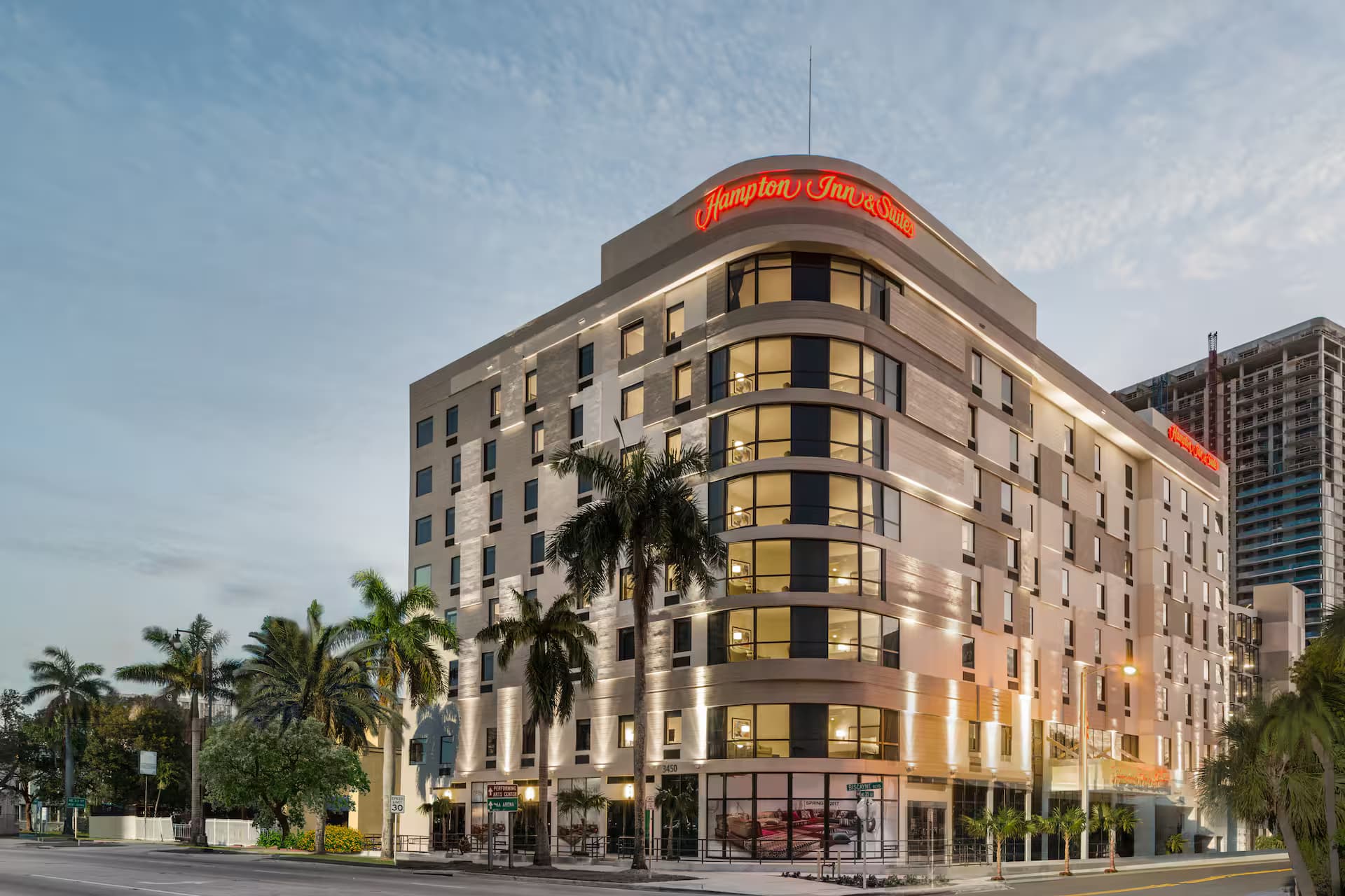 Hampton Inn & Suites Miami Wynwood Design District
